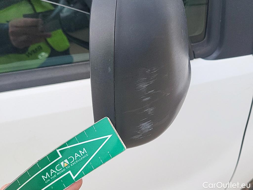  Citroen  Berlingo CITROEN  / 2015 / 3P / furgón derivado de turismo BlueHDi 74KW (100CV) #56