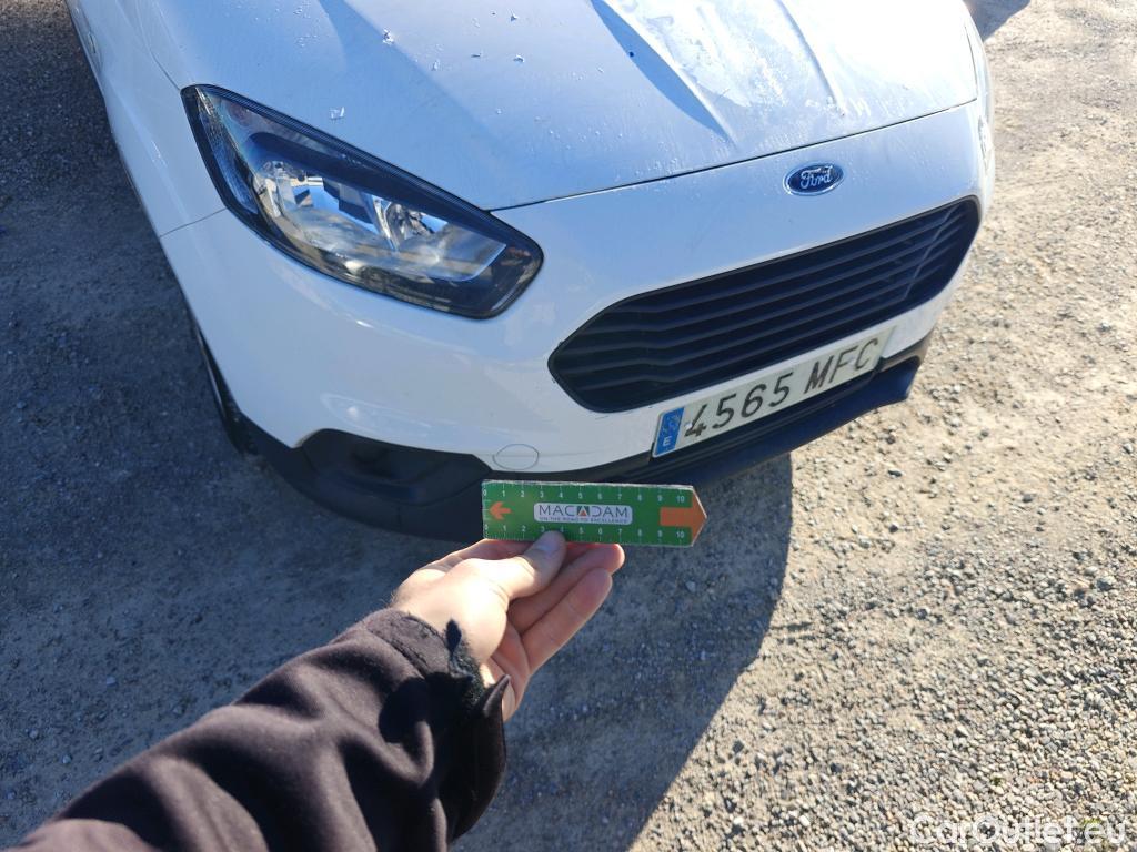  Ford  Transit FORD  Courier/2014/4P/furgón der.turis Van 1.5 TDCi 75kW Trend #30