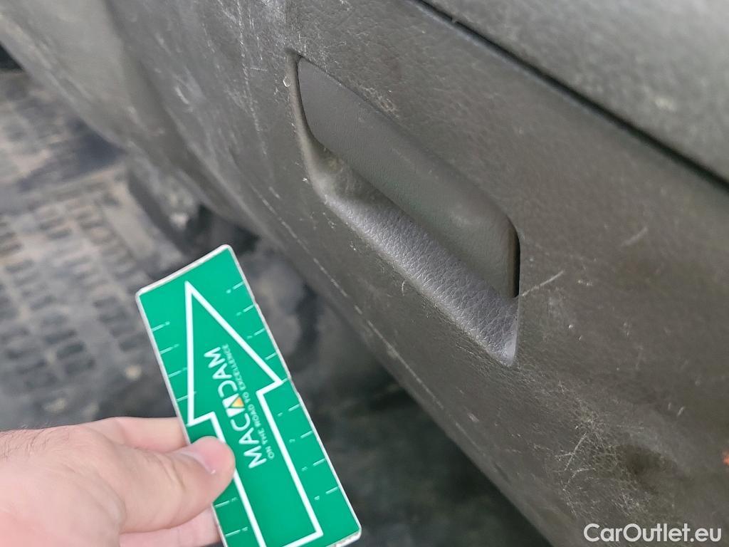  Nissan  NV400 NISSAN NT400 / 2014 / 2P / pick-up de lados abatibles 35.13/2 Básico CAL Cabina Abatible Media #24