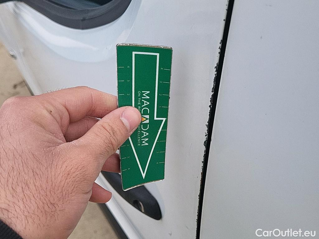  Citroen  Berlingo CITROEN  / 2015 / 3P / furgón derivado de turismo BlueHDi 74KW (100CV) #25