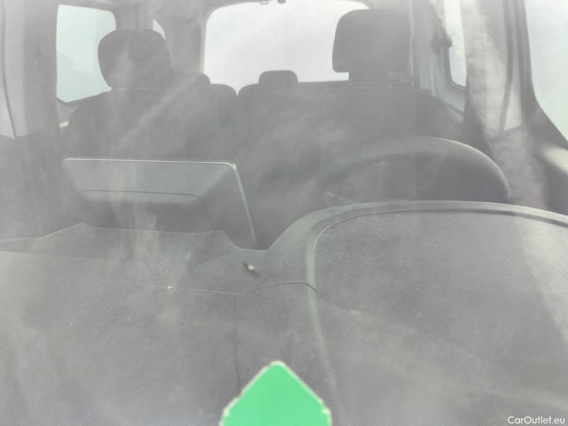  Opel  Combo OPEL  Life / 2018 / 4P / combi 1.5 TD 75kW Business Edition L1 N1 #9