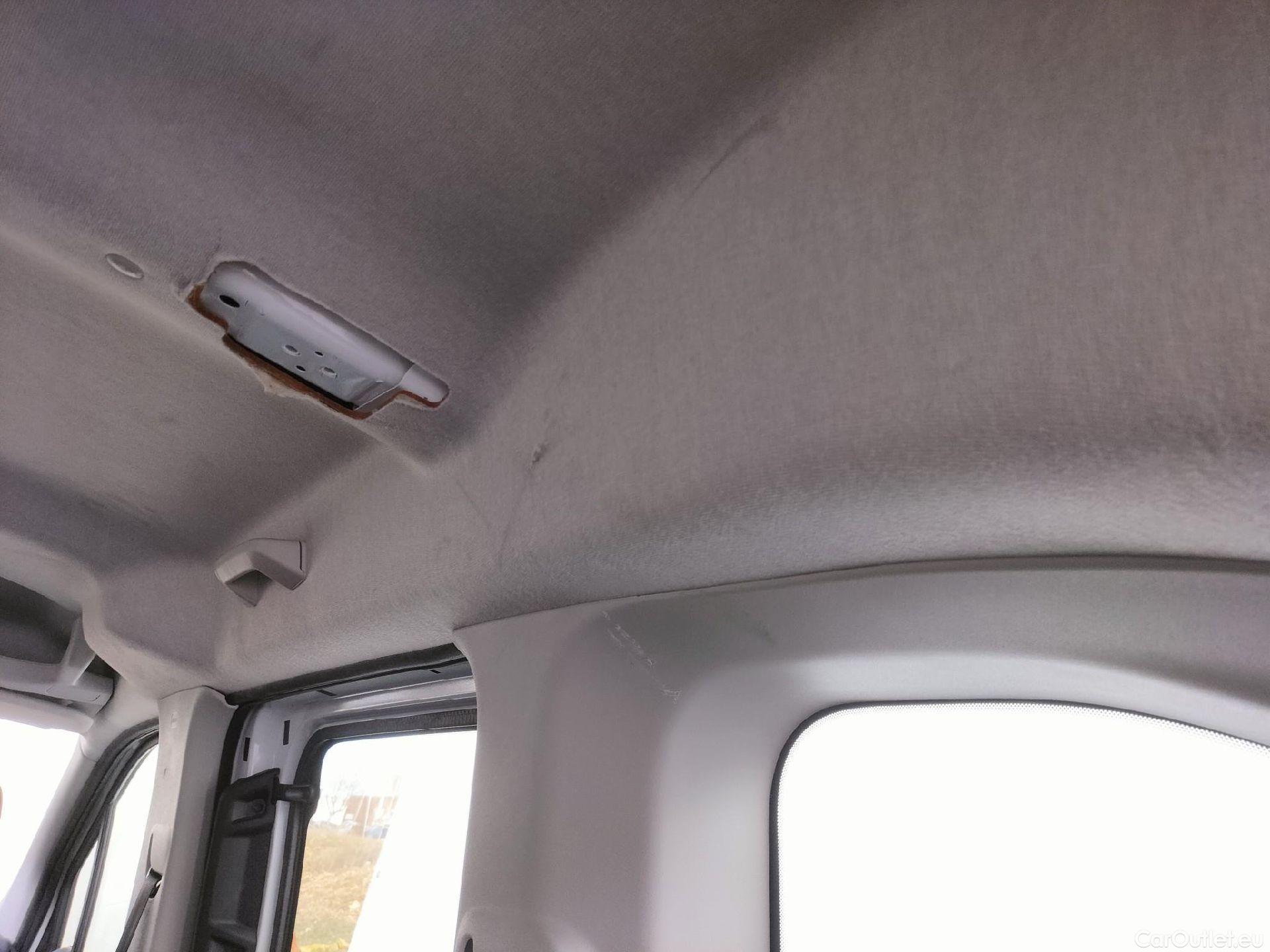  Opel  Combo OPEL  Life / 2018 / 4P / combi 1.5 TD 75kW Business Edition L1 N1 #25