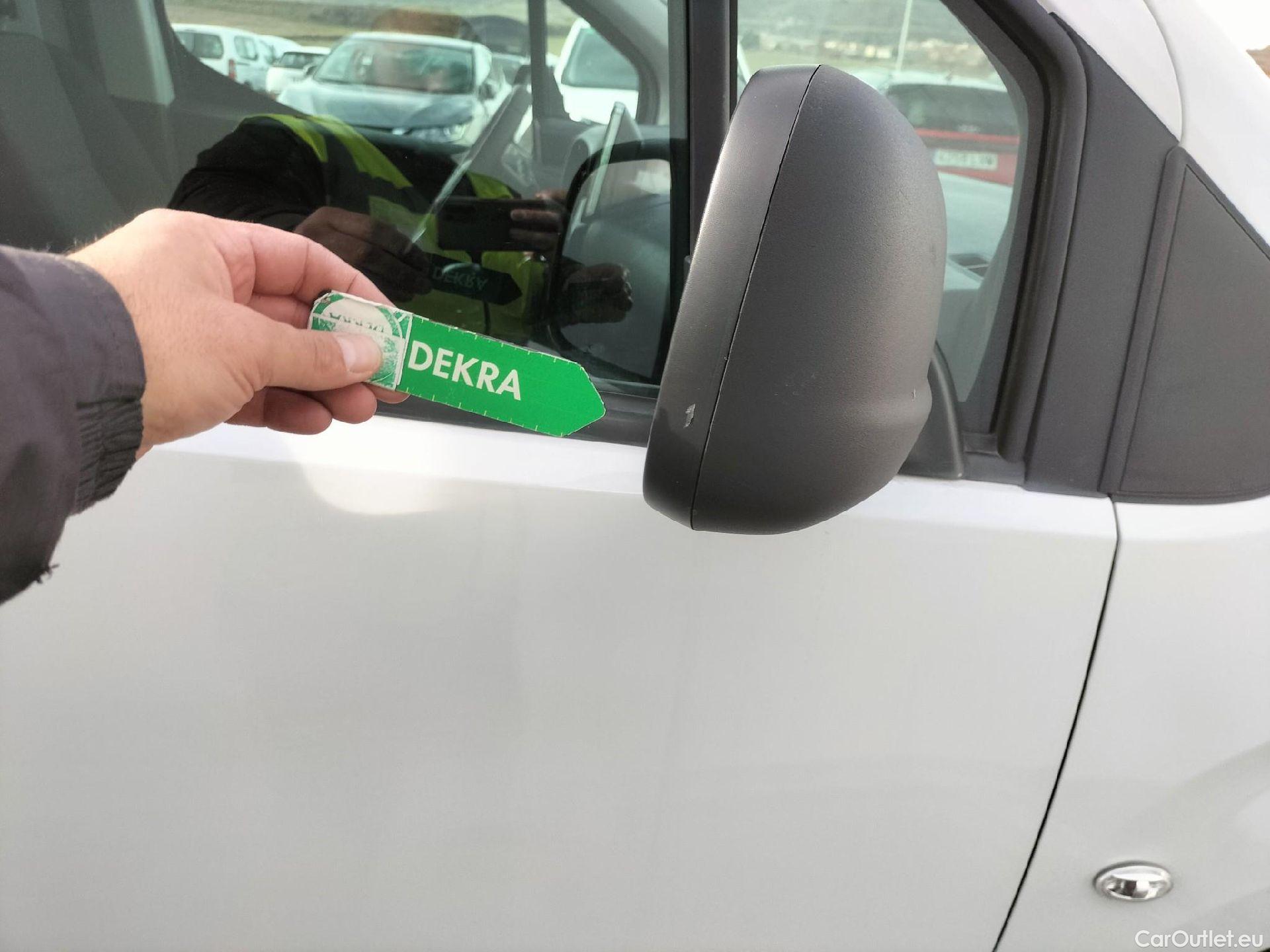  Opel  Combo OPEL  Life / 2018 / 4P / combi 1.5 TD 75kW Business Edition L1 N1 #48