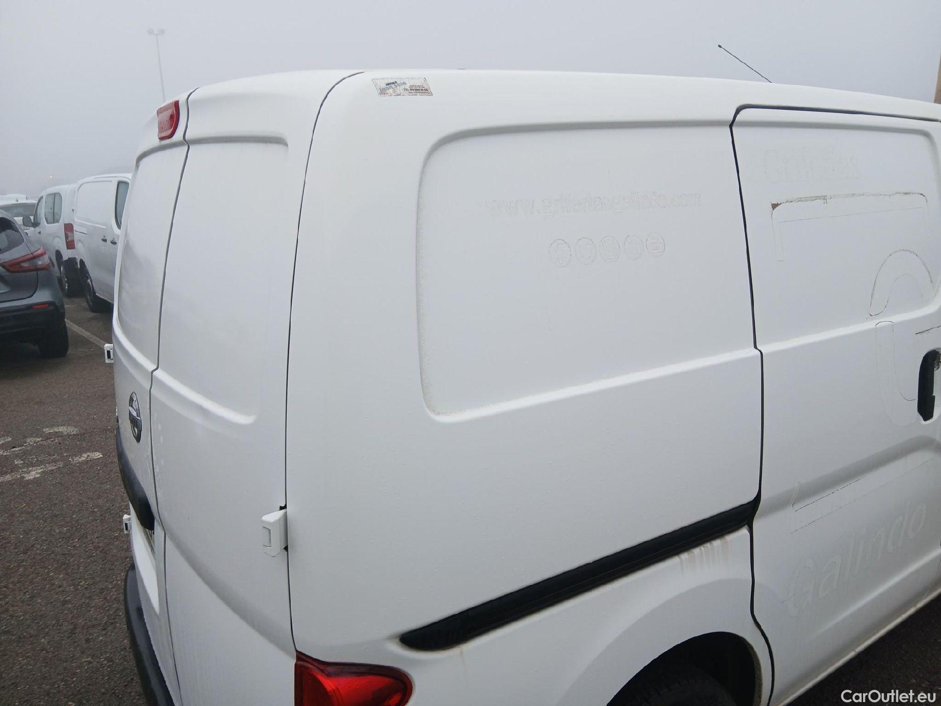  Nissan  NV200 NISSAN  VU 5p 1G furgón 1.5dCi 81kW (110CV) COMFORT #17