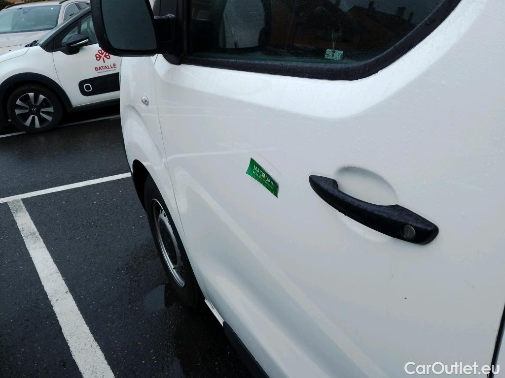  Citroen  Jumpy CITROEN  / 2016 / 4P / furgón Talla M BlueHDi 100 S&S 6v Control #16