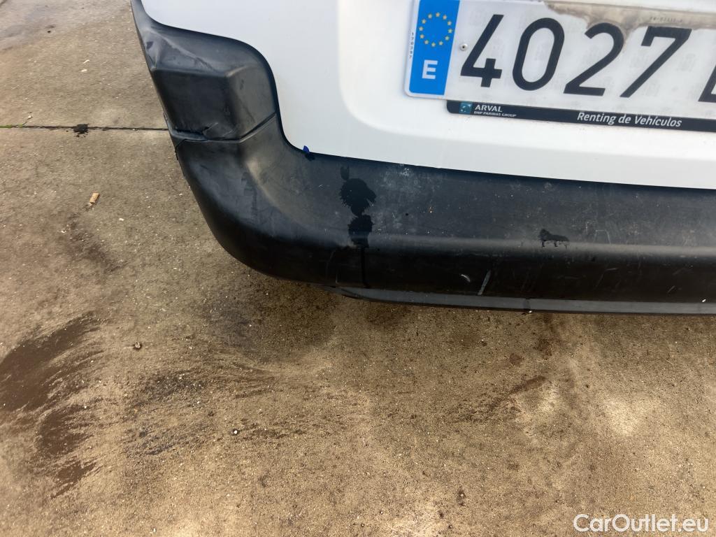  Citroen  Berlingo CITROEN  / 2018 / 4P / combi Talla M BlueHDi 100 S&S LIVE (AC) #54