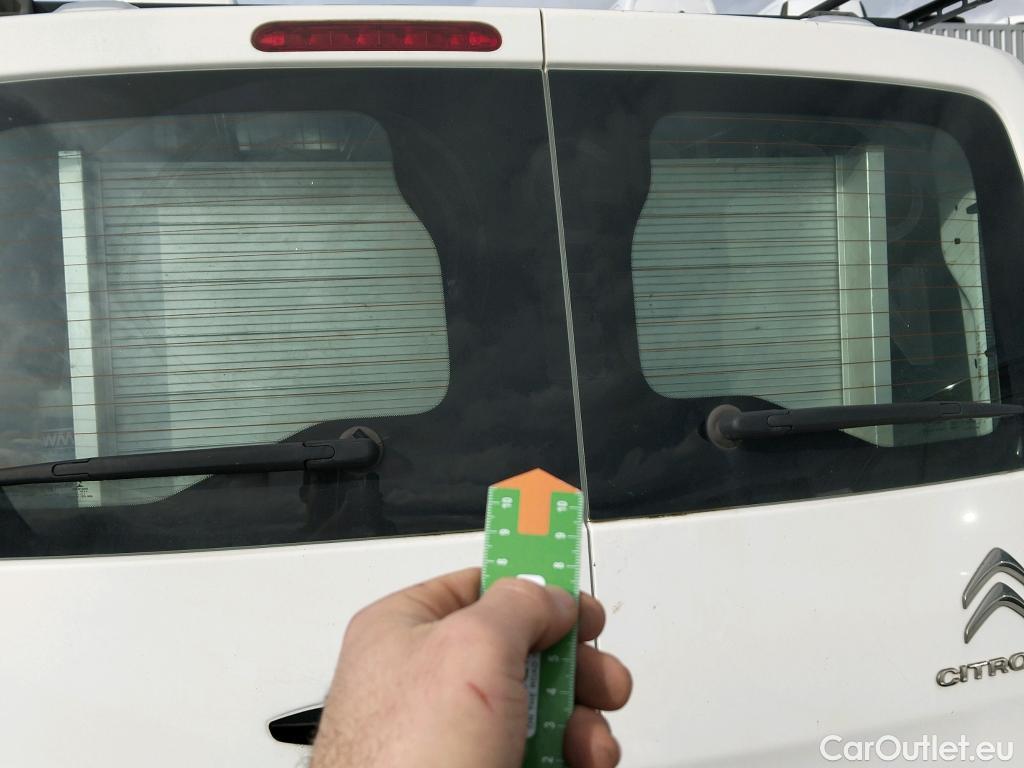  Citroen  Jumpy CITROEN  / 2016 / 4P / furgón DC Abatib Talla XL BlueHDi 120 Control  RAMPA DE ACCESO #21