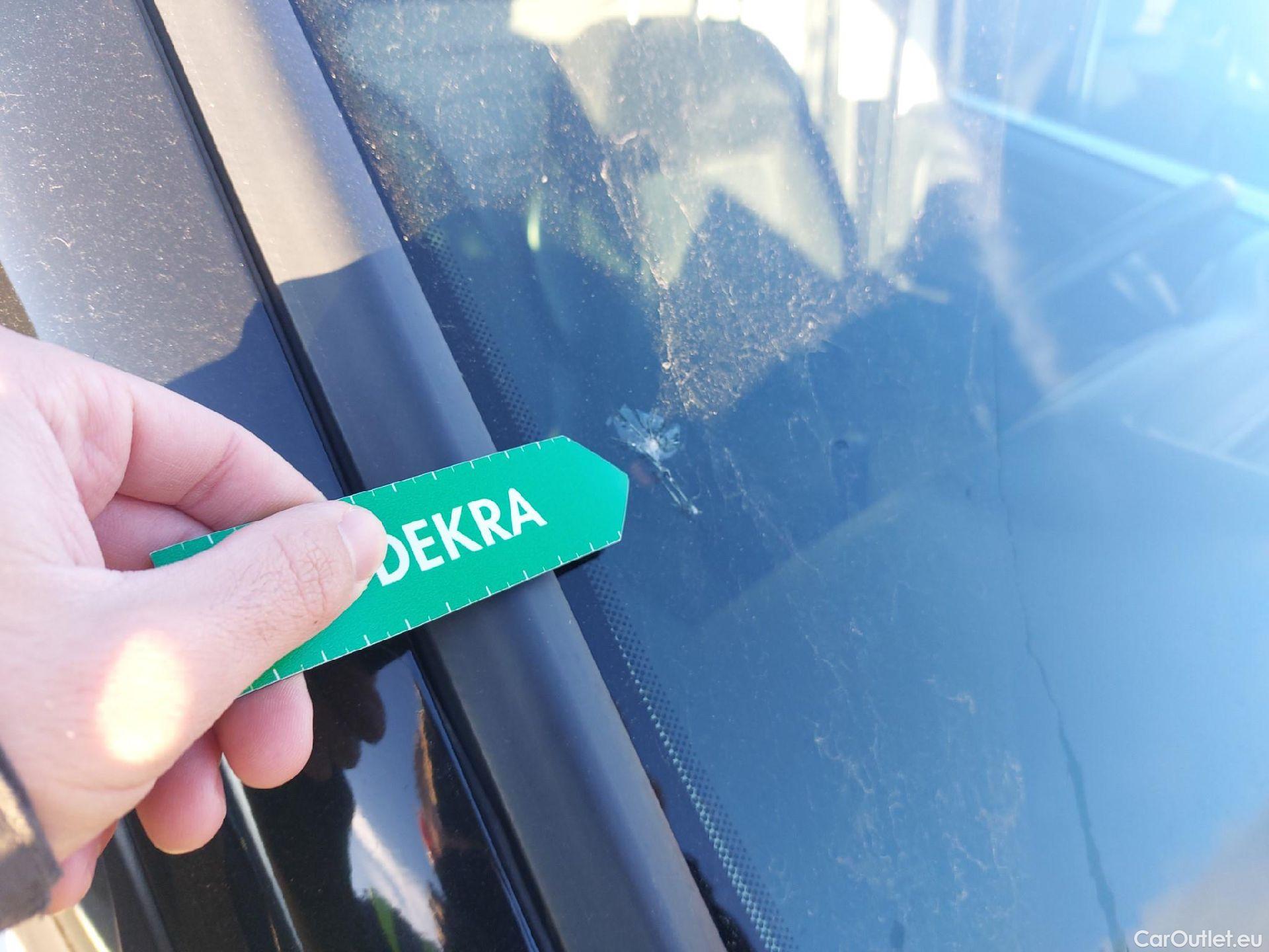  Fiat  Doblo FIAT Doblò Cargo/2015/4P/furgón derivado de turismo Cargo SX 1.3 Mjet 70 kW (95 CV) #4