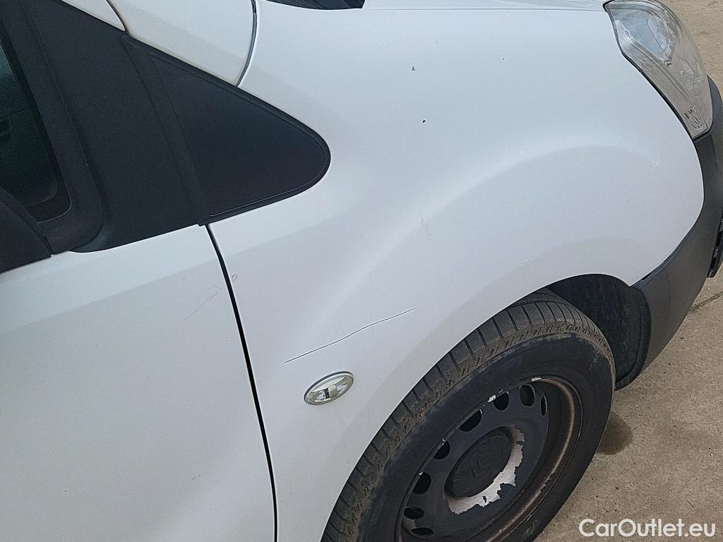  Citroen  Berlingo CITROEN  / 2015 / 3P / furgón derivado de turismo BlueHDi 74KW (100CV) #32