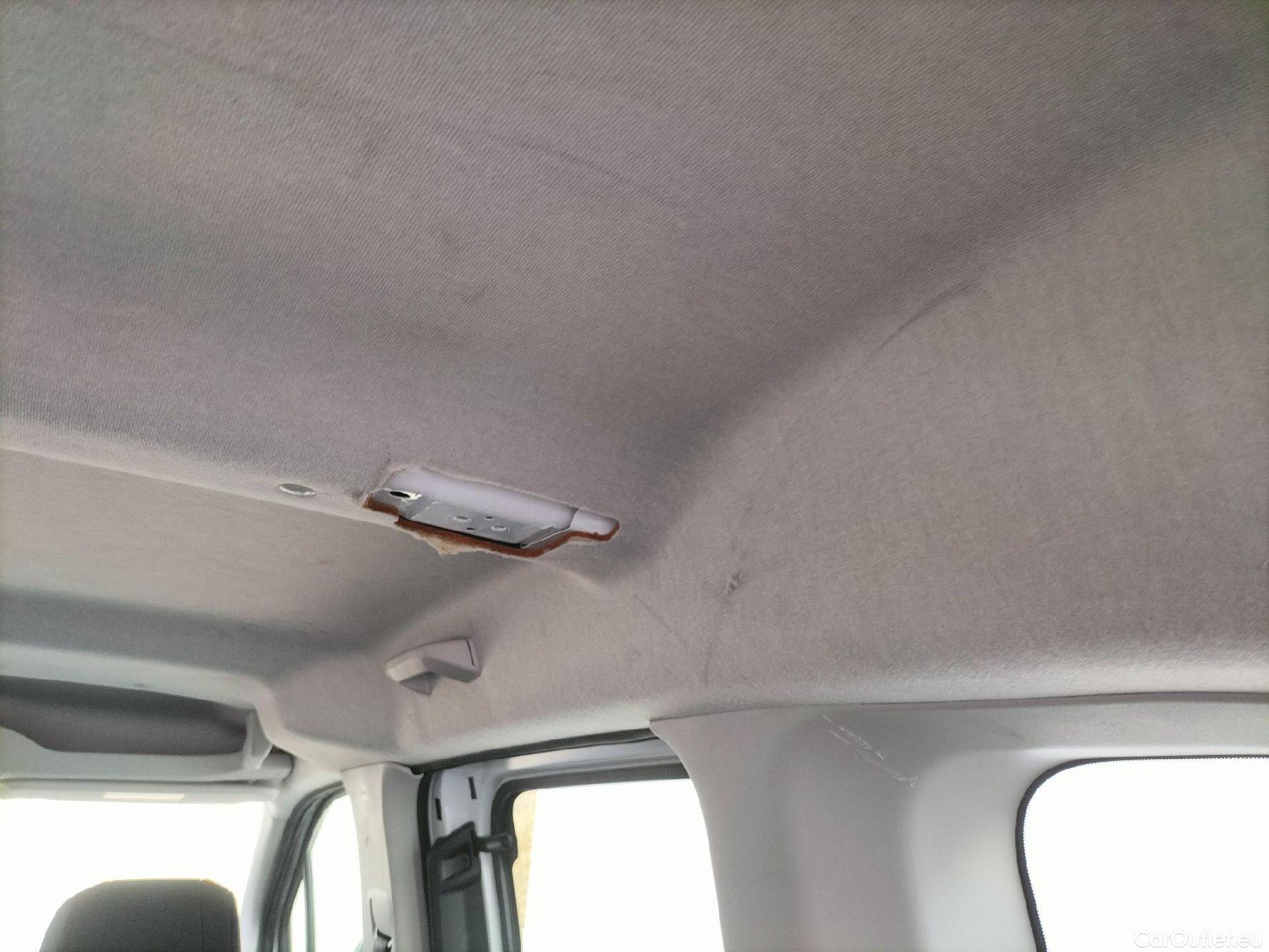  Opel  Combo OPEL  Life / 2018 / 4P / combi 1.5 TD 75kW Business Edition L1 N1 #24