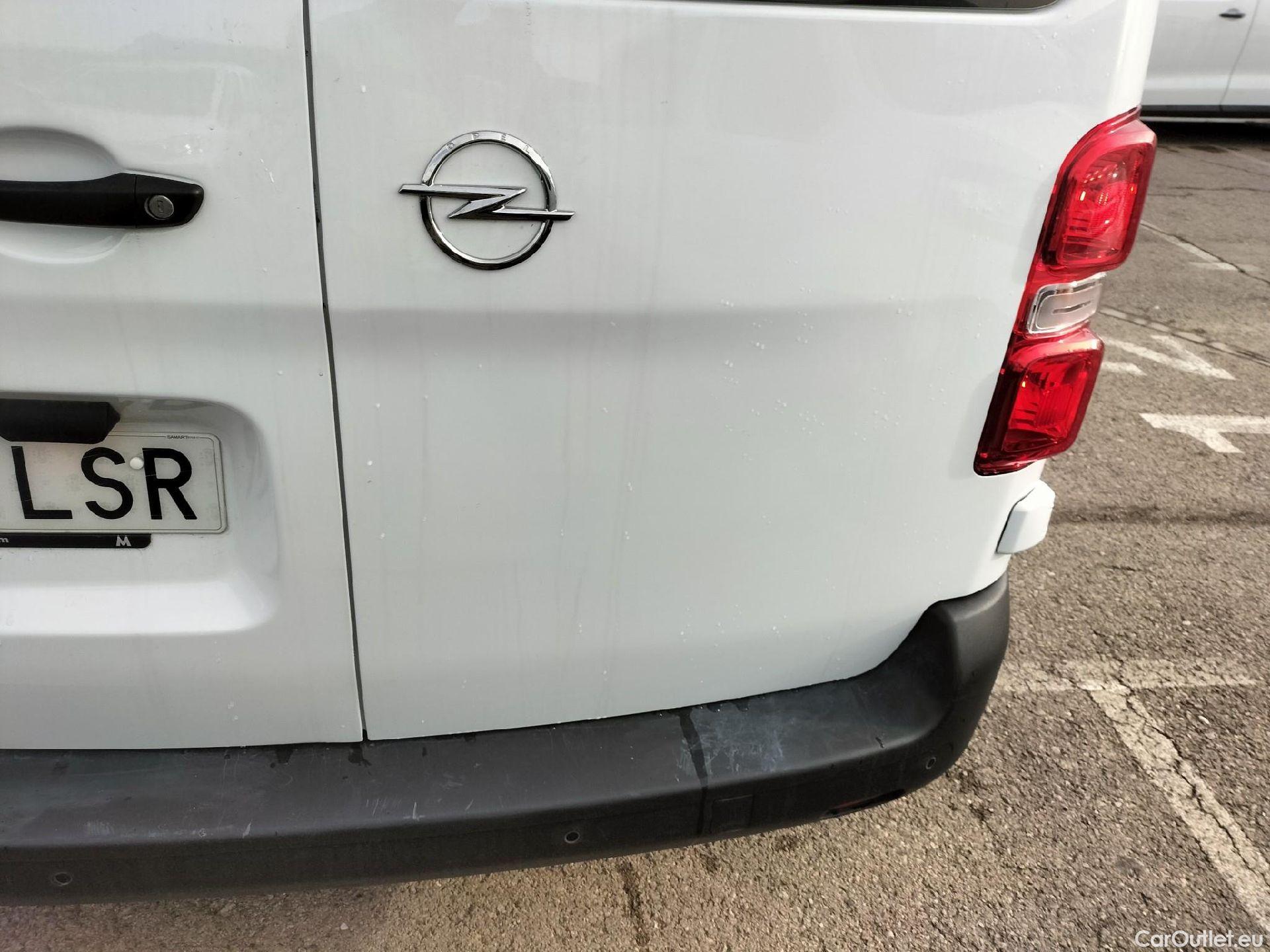  Opel  Vivaro OPEL  / 2019 / 4P / combi 1.5 Diésel 88kW (120CV) M Std Express #23