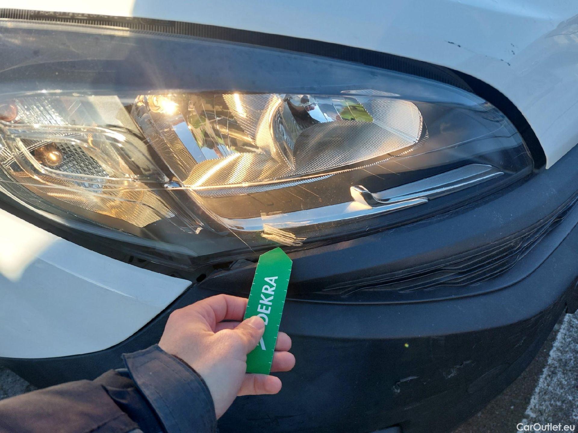  Fiat  Doblo FIAT Doblò Cargo/2015/4P/furgón derivado de turismo Cargo SX 1.3 Mjet 70 kW (95 CV) #11