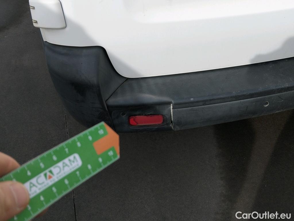  Citroen  Jumpy CITROEN  / 2016 / 4P / furgón DC Abatib Talla XL BlueHDi 120 Control  RAMPA DE ACCESO #31