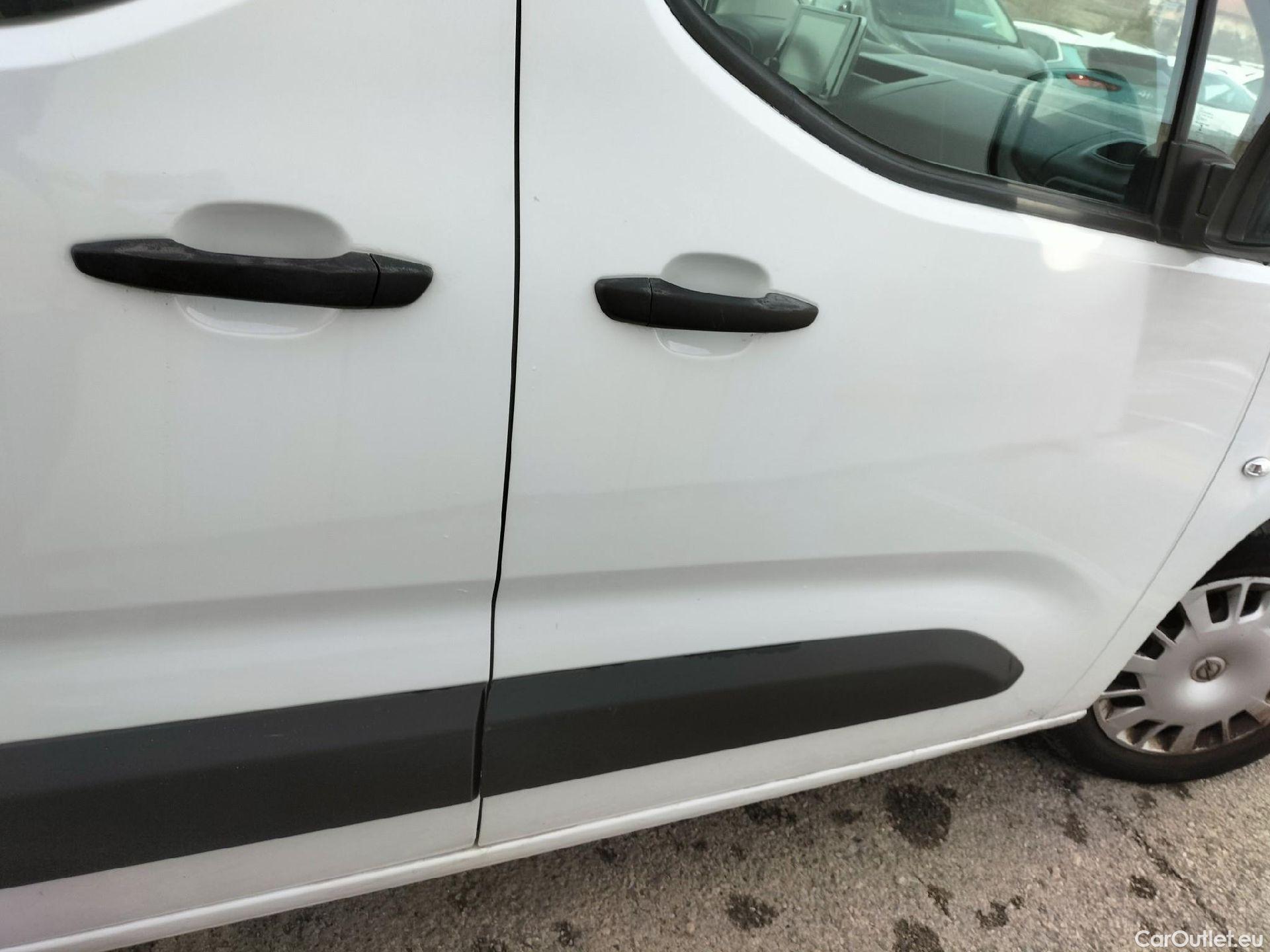  Opel  Combo OPEL  Life / 2018 / 4P / combi 1.5 TD 75kW Business Edition L1 N1 #43