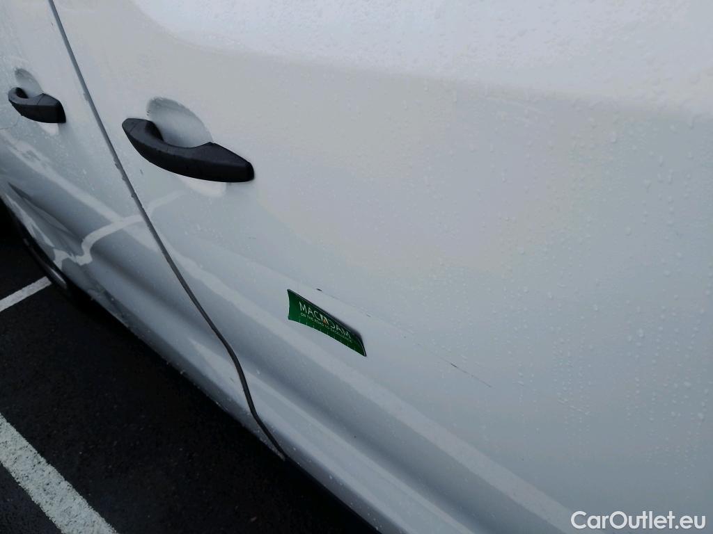  Citroen  Jumpy CITROEN  / 2016 / 4P / furgón Talla M BlueHDi 100 S&S 6v Control #15