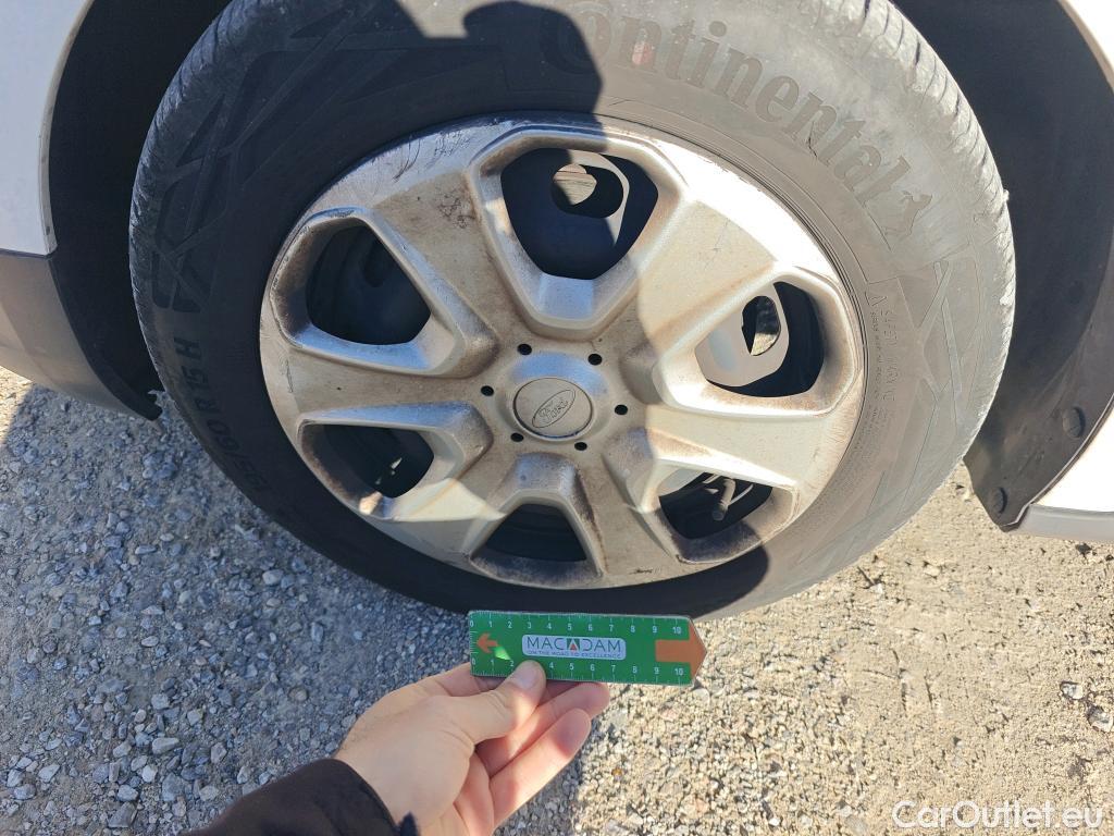  Ford  Transit FORD  Courier/2014/4P/furgón der.turis Van 1.5 TDCi 75kW Trend #37