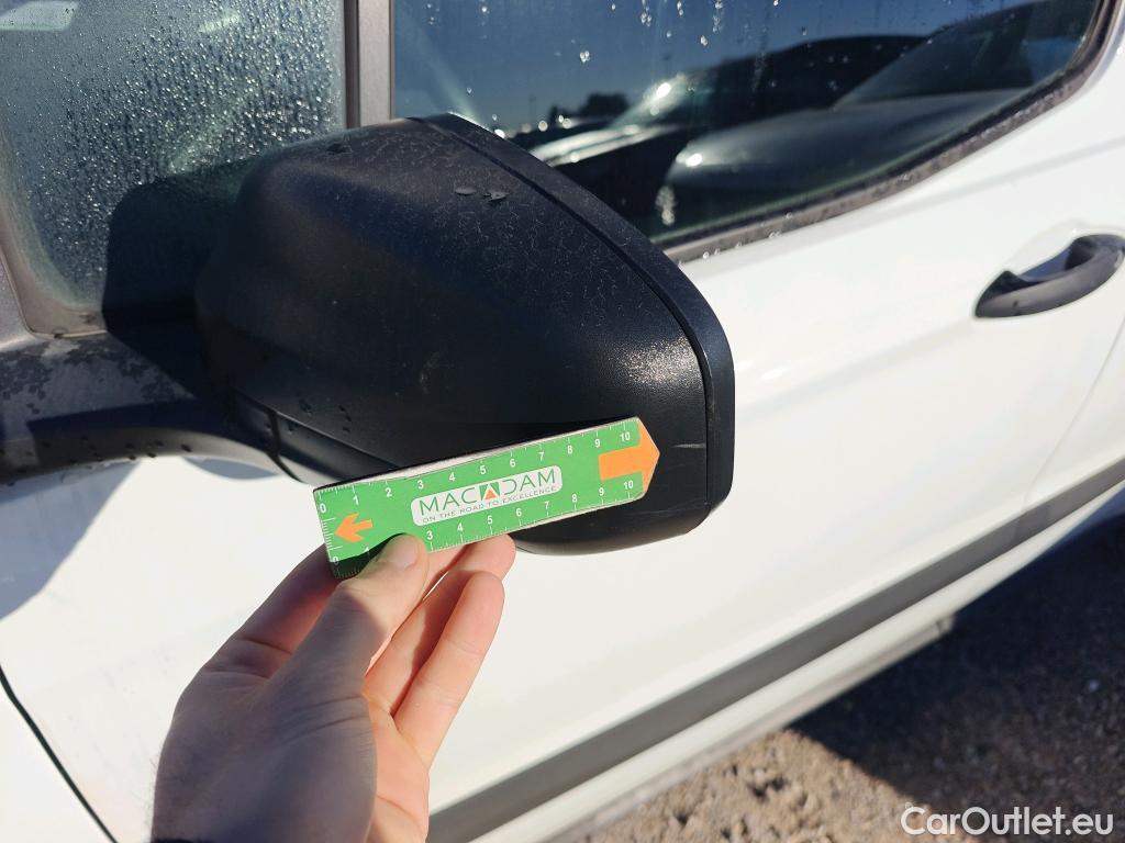  Ford  Transit FORD  Courier/2014/4P/furgón der.turis Van 1.5 TDCi 75kW Trend #43