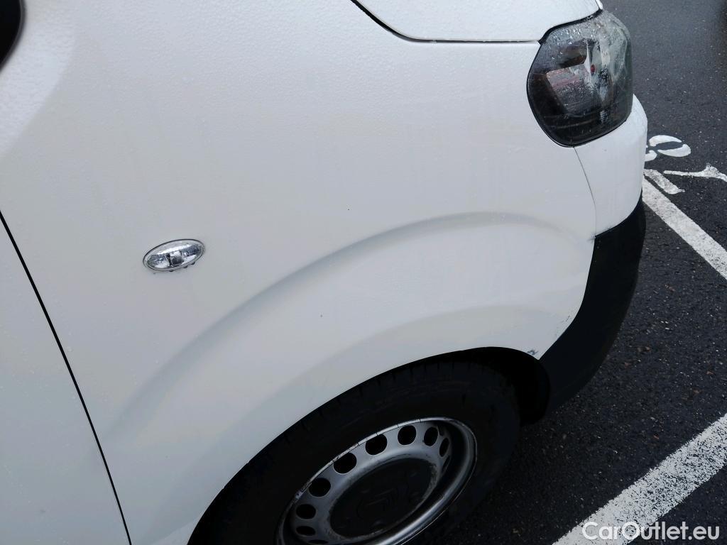  Citroen  Jumpy CITROEN  / 2016 / 4P / furgón Talla M BlueHDi 100 S&S 6v Control #31