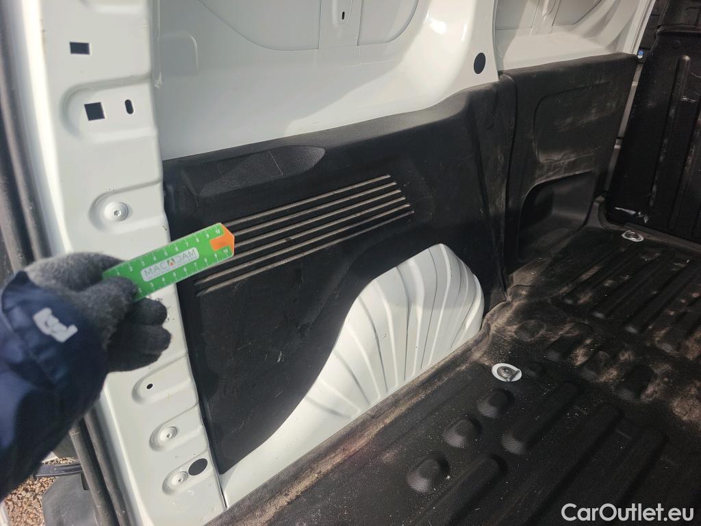  Citroen  Berlingo CITROEN  / 2018 / 4P / furgón derivado de turismo Talla M BlueHDi 130 CLUB #37