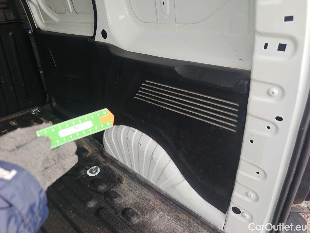  Citroen  Berlingo CITROEN  / 2018 / 4P / furgón derivado de turismo Talla M BlueHDi 130 CLUB #35