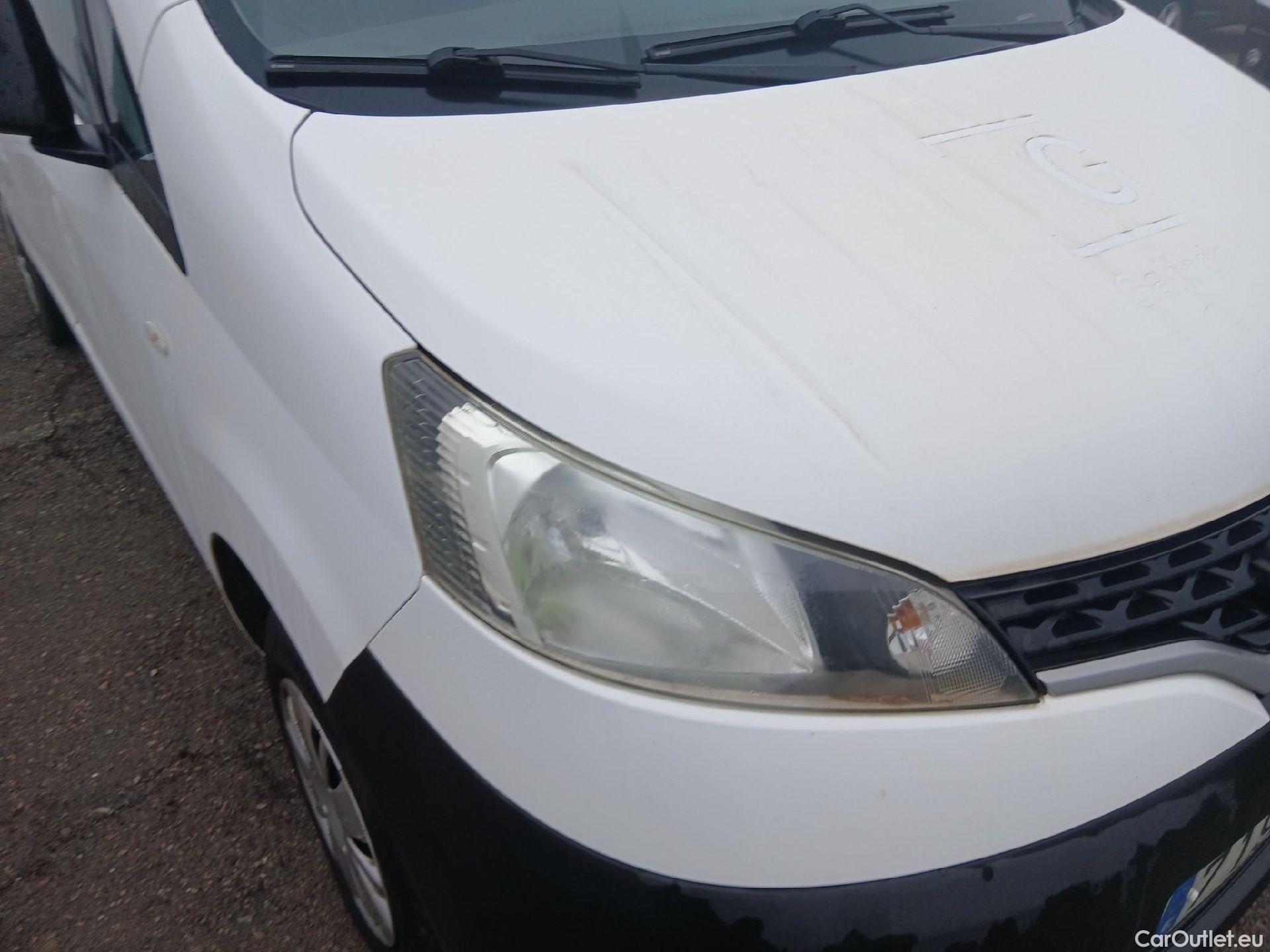  Nissan  NV200 NISSAN  VU 5p 1G furgón 1.5dCi 81kW (110CV) COMFORT #25