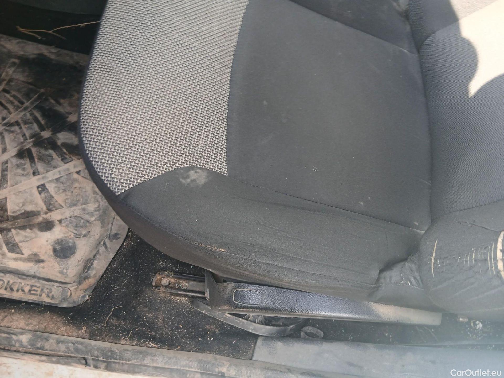  Dacia  Dokker DACIA  / 2013 / 4P / combi Essential Blue dCi 70kW (95CV) N1 #16