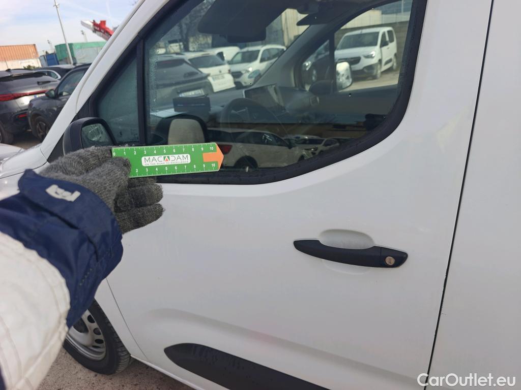  Citroen  Berlingo CITROEN  / 2018 / 4P / furgón derivado de turismo Talla M BlueHDi 130 CLUB #10