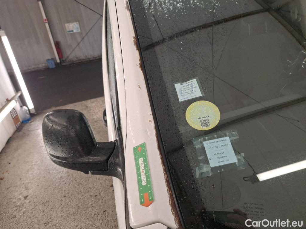  Citroen  Berlingo  Fourgon Club L1 (Court) 1.6 BlueHDi 75CV BVM5 E6 #44