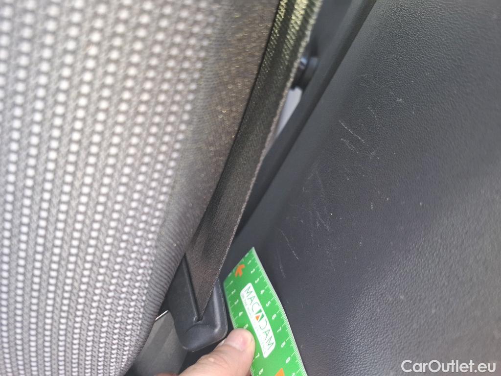  Citroen  C3  Feel Business 1.2 PureTech 80CV BVM5 E6d #4