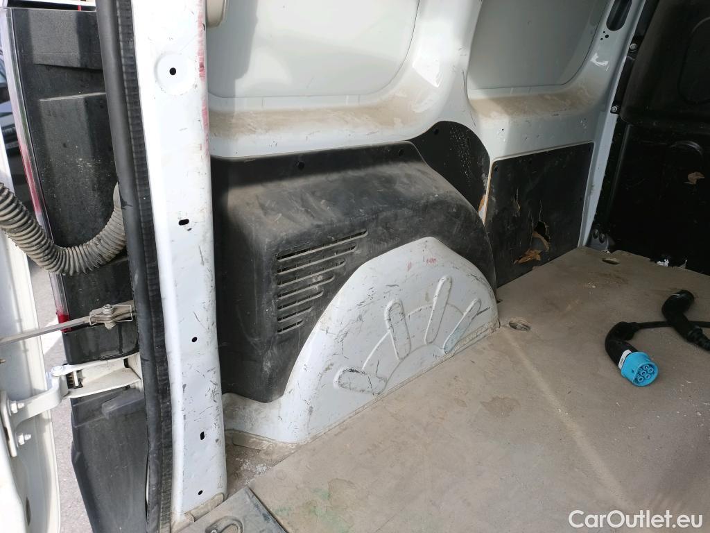  Renault  Kangoo RENAULT  Z.E./2013/3P/furgón derivado de turismo Z.E. #11