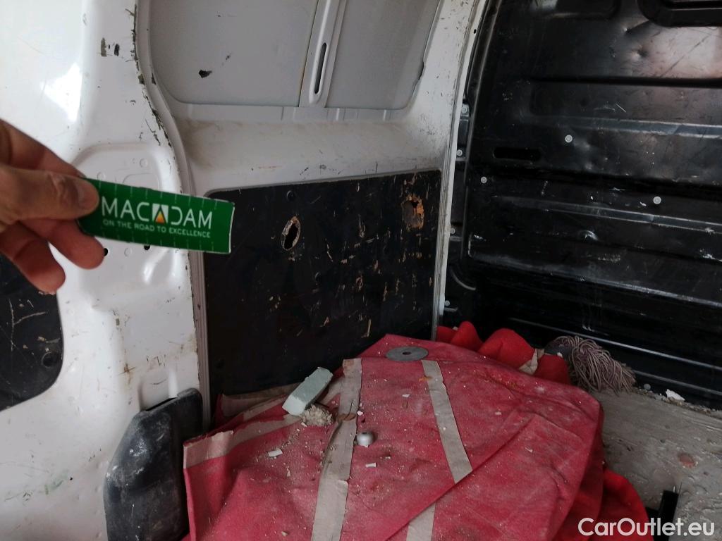  Peugeot  Expert PEUGEOT  / 2016 / 4P / furgón Furgón Premium 1.5 BlueHDi 100 Standard (AC) #48