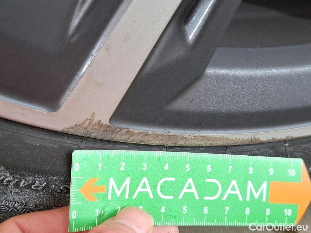  Bmw  Serie 2 BMW Série 2 Gran Coupé / 2019 / 4P / Berline 220D AUTO Business Design #14