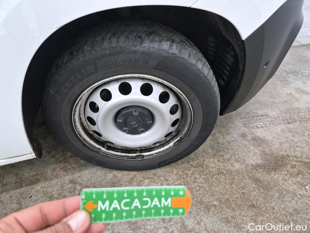  Citroen  Berlingo  Fourgon Driver M 1000 1.5 BlueHDi 100CV BVM5 E6dT #8