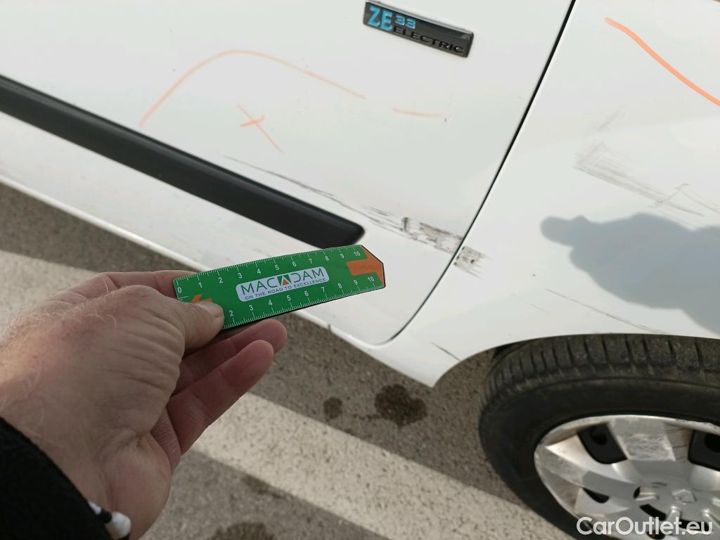  Renault  Kangoo RENAULT  Z.E./2013/3P/furgón derivado de turismo Z.E. #14