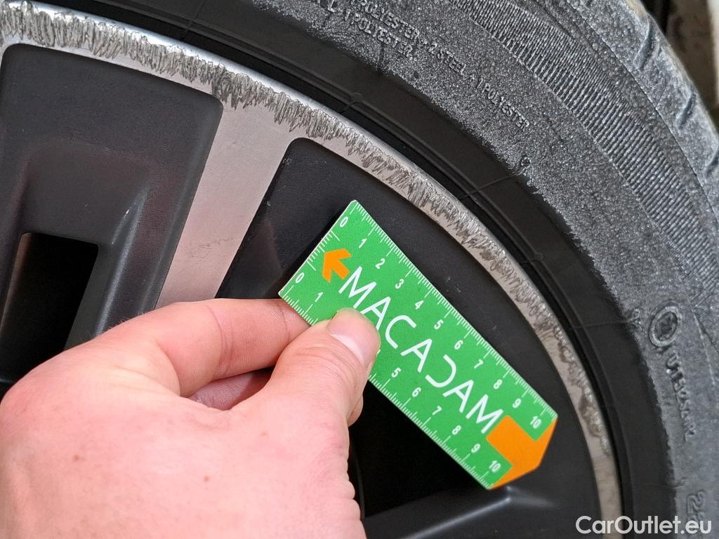  Bmw  Serie 2 BMW Série 2 Gran Coupé / 2019 / 4P / Berline 220D AUTO Business Design #11