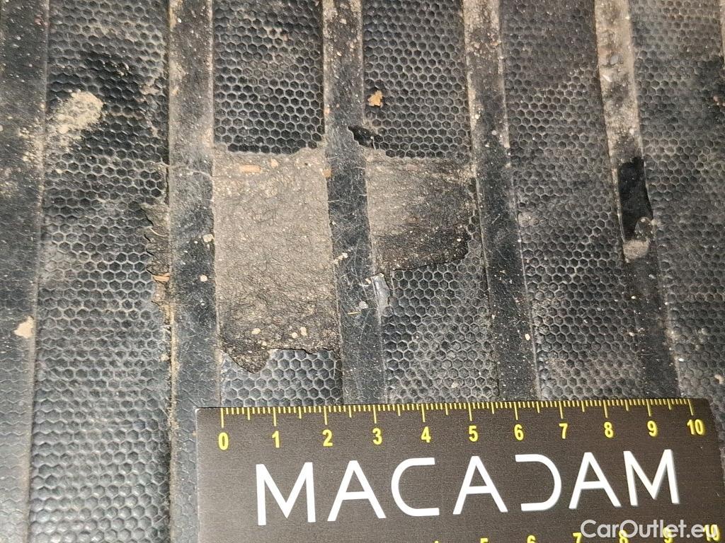  Citroen  C4  Berline Feel Pack 1.2 PureTech 130CV BVA8 6E #28