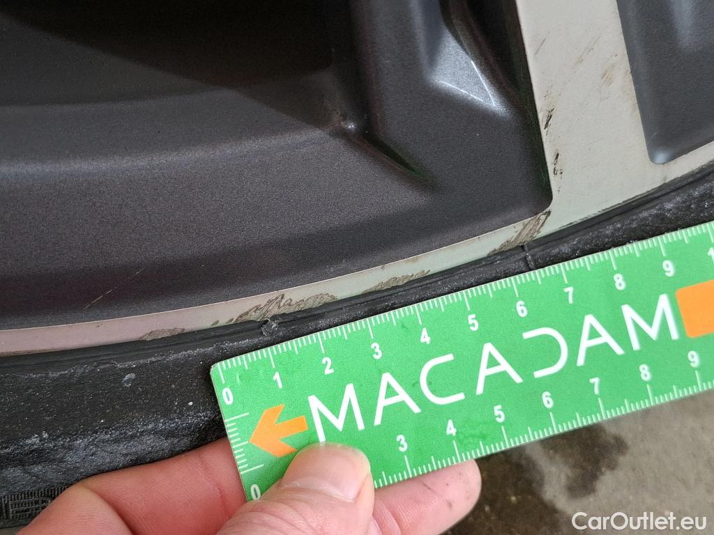  Bmw  Serie 2 BMW Série 2 Gran Coupé / 2019 / 4P / Berline 220D AUTO Business Design #15