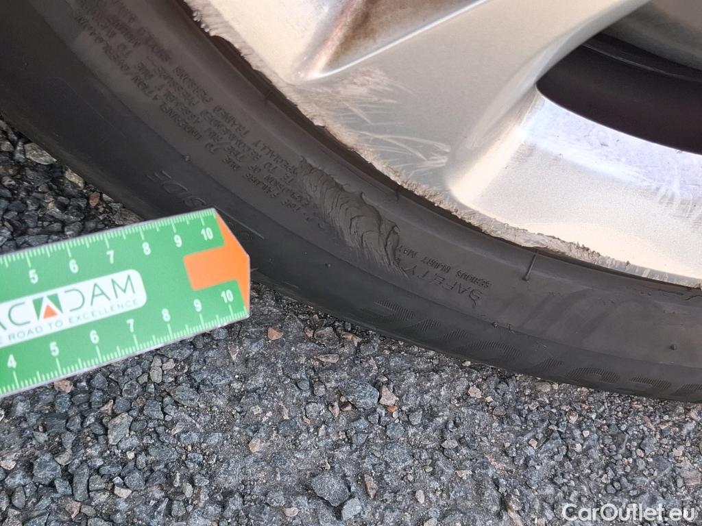  Citroen  C3  Feel Business 1.2 PureTech 80CV BVM5 E6d #2