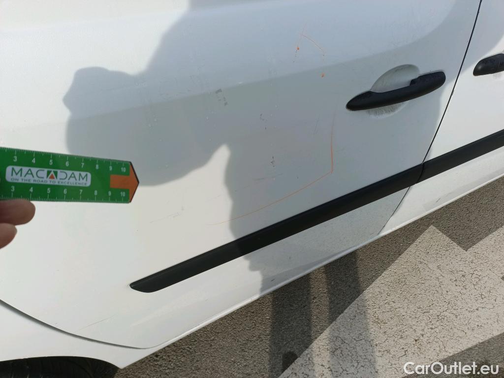  Renault  Kangoo RENAULT  Z.E./2013/3P/furgón derivado de turismo Z.E. #15