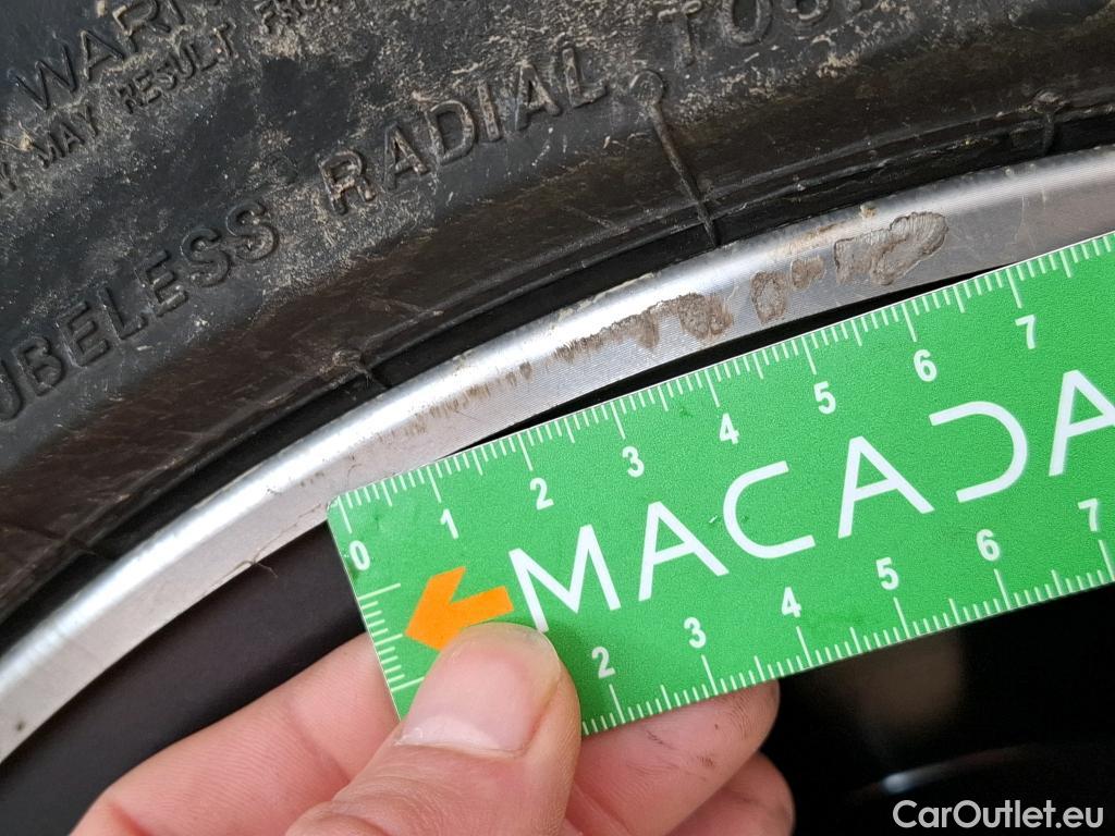  Bmw  Serie 2 BMW Série 2 Gran Coupé / 2019 / 4P / Berline 220D AUTO Business Design #19