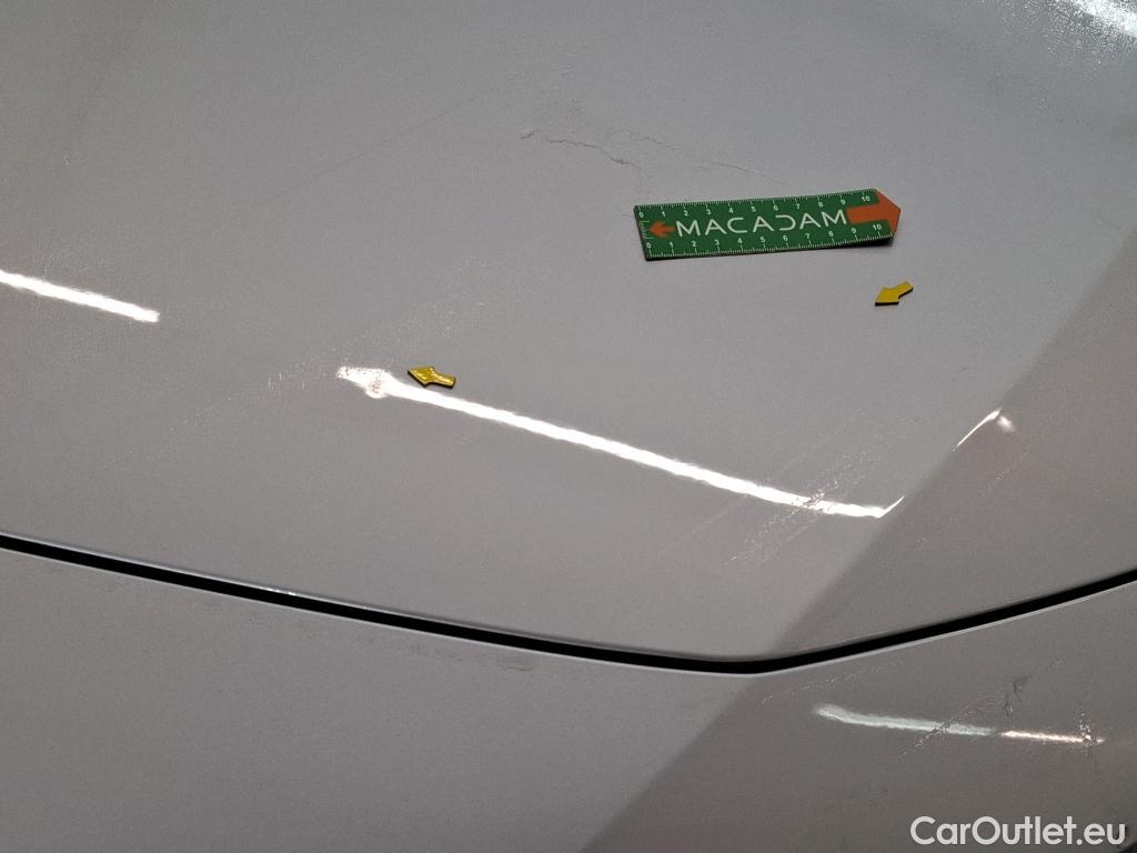  Mercedes  A-Klasse MERCEDES-BENZ Classe A Compact / 2018 / 5P / Berline A 250 e Business Line 8G-DCT #4