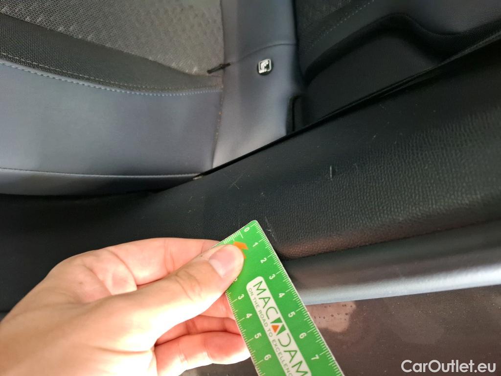  Peugeot  2008  Allure Business 1.2 PureTech 130CV BVA8 E6d #43