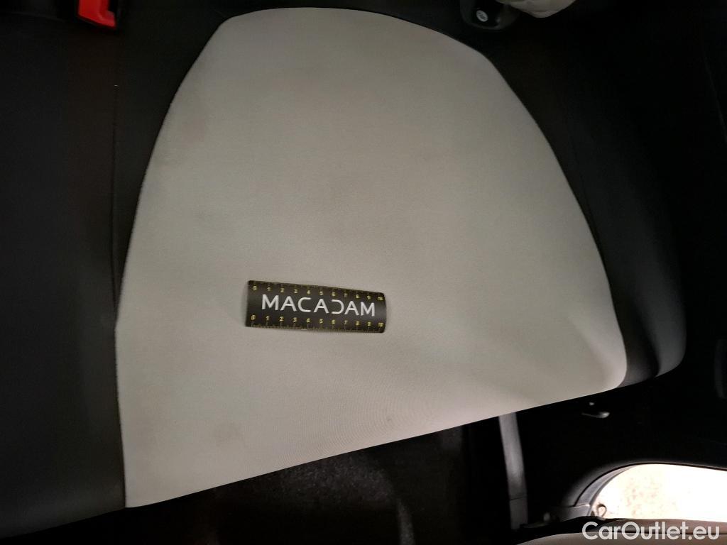  Fiat  500 FIAT  2015 3P Berline Hybrid 10 BSG 70 ch Dolcevita #18