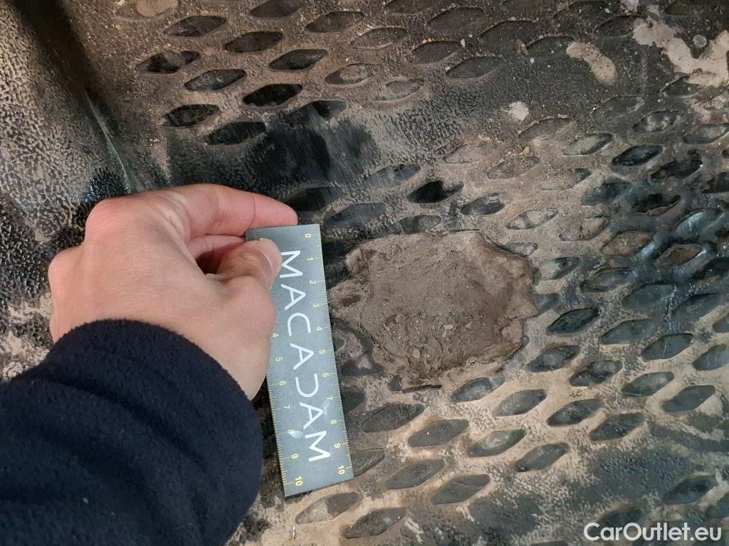  Iveco  Daily IVECO  VU 4p Fourgon 2.3 35S16 V11 H2 3520 #37