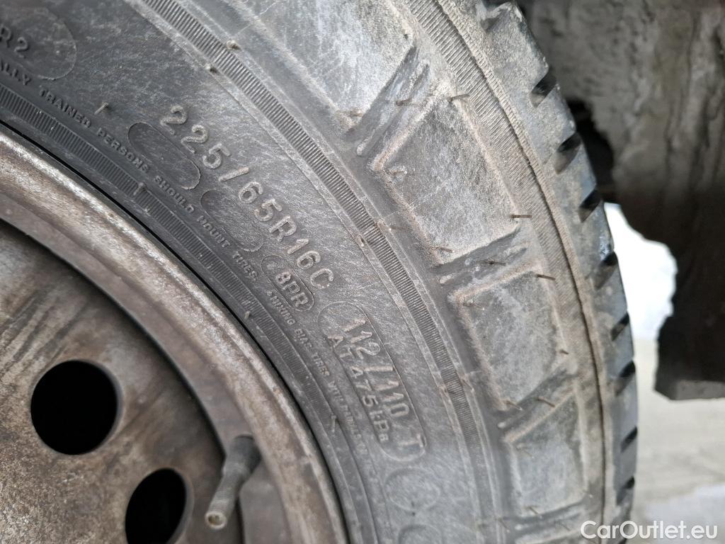  Iveco  Daily IVECO  VU 4p Fourgon 2.3 35S16 V11 H2 3520 #24