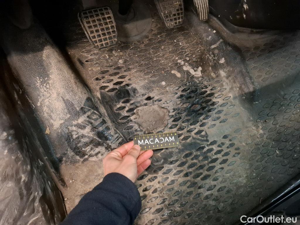  Iveco  Daily IVECO  VU 4p Fourgon 2.3 35S16 V11 H2 3520 #35