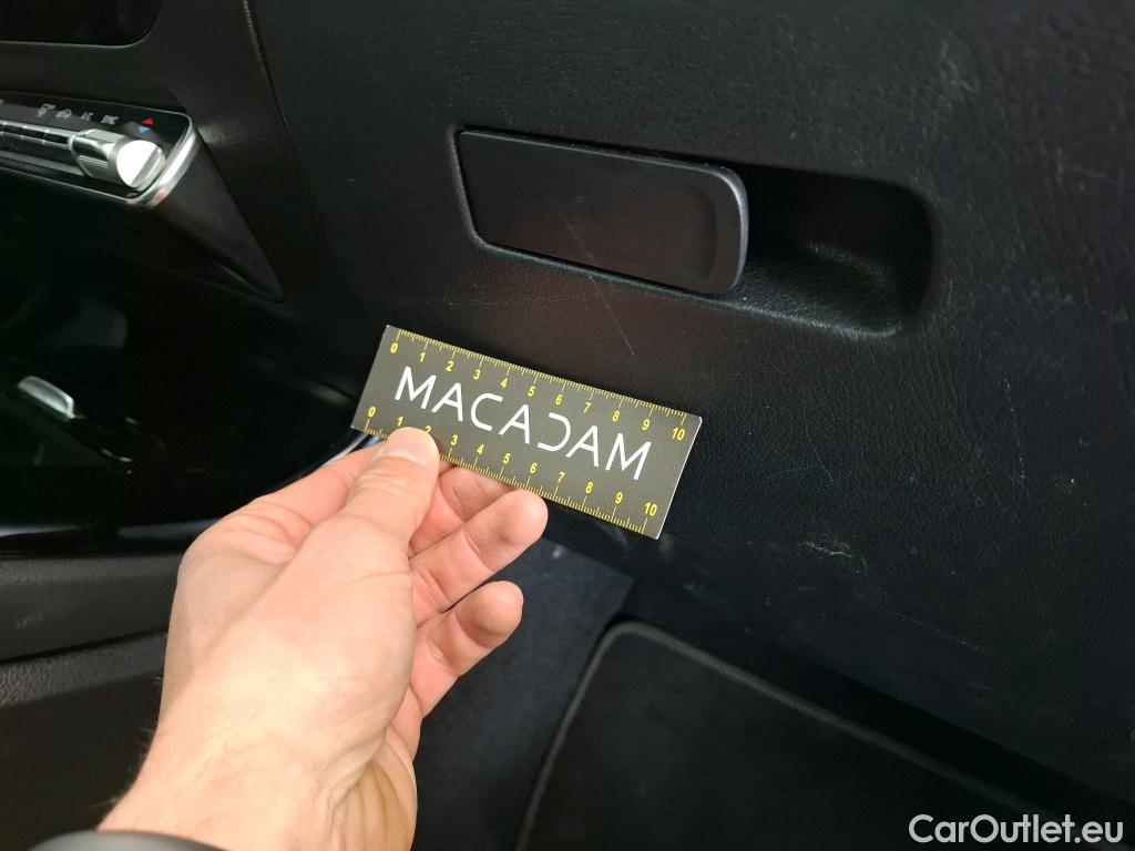  Mercedes  CLA-Klasse MERCEDES-BENZ CLA Coupe / 2019 / 4P / Coupé CLA 180 Progressive Line BA7 #46