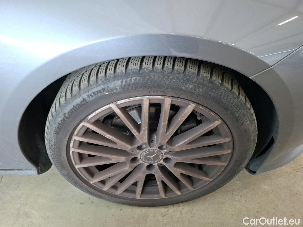  Mercedes  CLA-Klasse MERCEDES-BENZ CLA Coupe / 2019 / 4P / Coupé CLA 180 Progressive Line BA7 #28