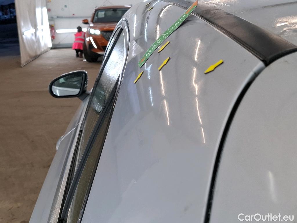  Mercedes  A-Klasse MERCEDES-BENZ Classe A Compact / 2018 / 5P / Berline A 250 e Business Line 8G-DCT #8