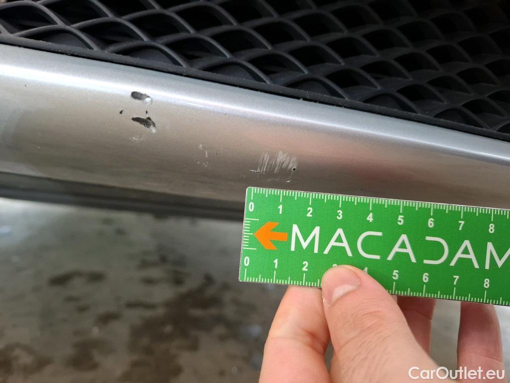  Mercedes  A-Klasse MERCEDES-BENZ Classe A Compact / 2018 / 5P / Berline A 250 e Business Line 8G-DCT #28